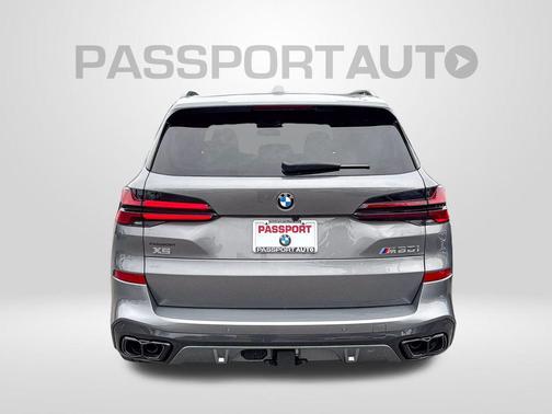 2026 BMW X5 M60i