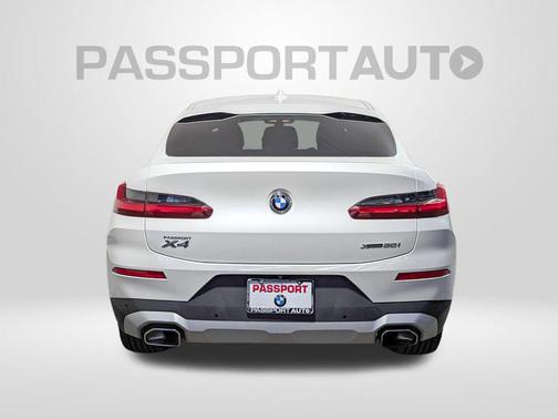 2022 BMW X4 xDrive30i