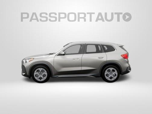 Space Silver Metallic 2026 BMW X1 xDrive28i