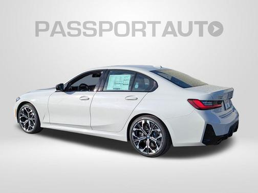 2026 BMW 330 i xDrive