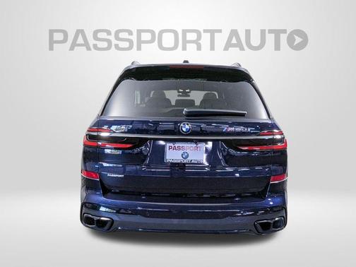 Carbon Black Metallic 2024 BMW X7 M60i
