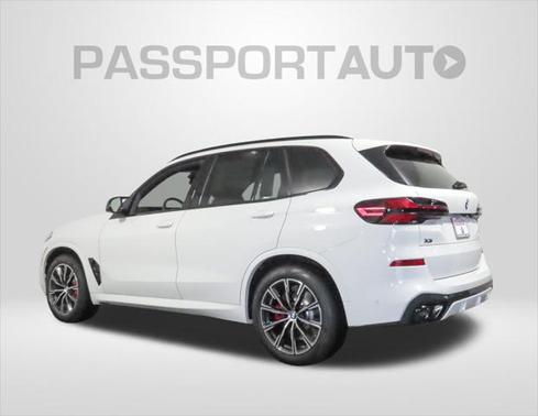 2026 BMW X5 M60i