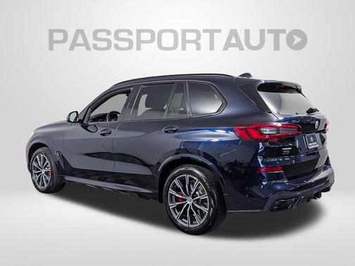 2022 BMW X5 M50i