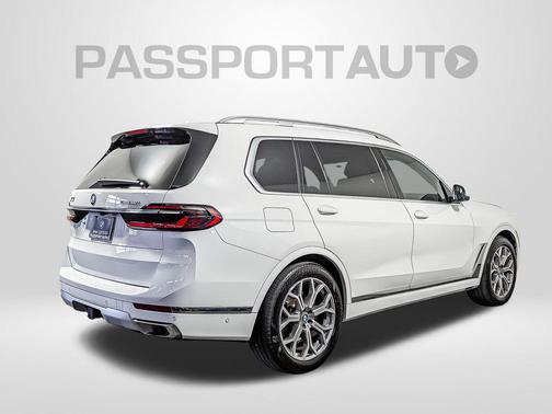 2023 BMW X7 xDrive40i