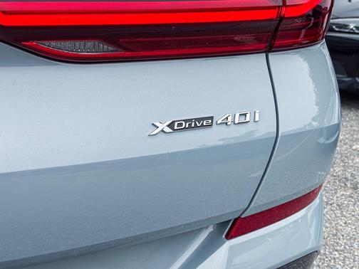 2026 BMW X6 xDrive40i