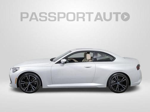 Mineral White Metallic 2025 BMW 230 xDrive