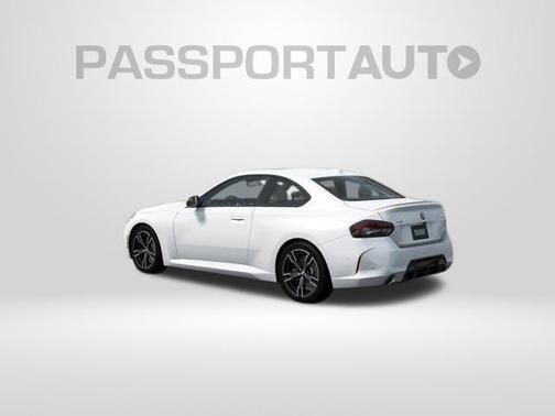 Mineral White Metallic 2025 BMW 230 xDrive