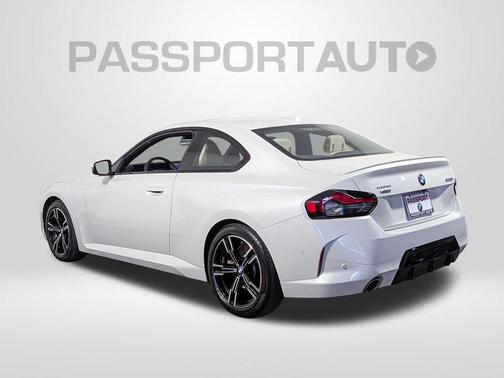 Mineral White Metallic 2025 BMW 230 xDrive