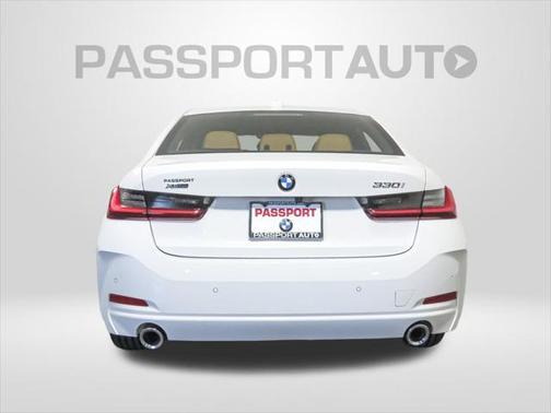 2025 BMW 330 i xDrive