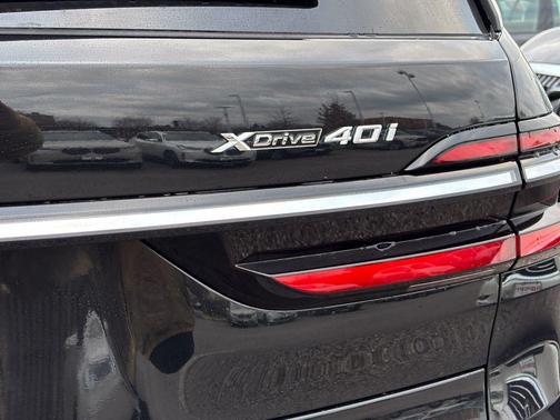 2026 BMW X7 xDrive40i