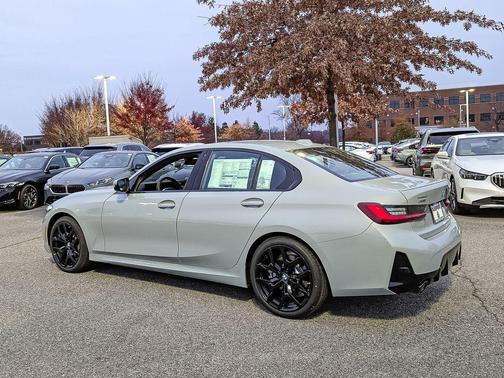 2026 BMW 330 i xDrive