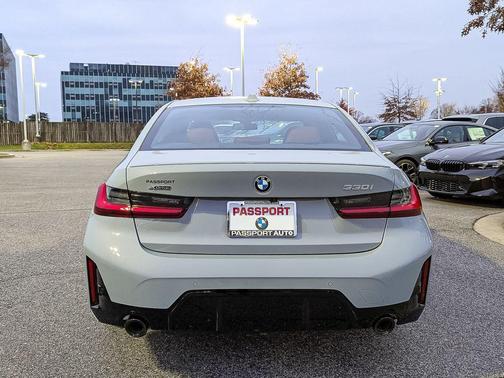 2026 BMW 330 i xDrive