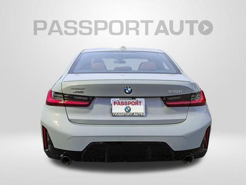 2026 BMW 330 i xDrive