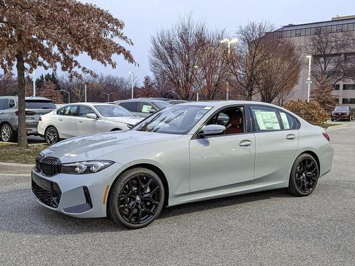 2026 BMW 330 i xDrive