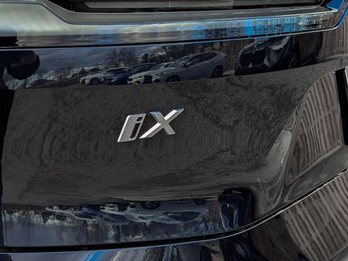 2026 BMW iX xDrive45