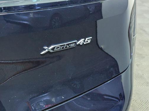 2026 BMW iX xDrive45