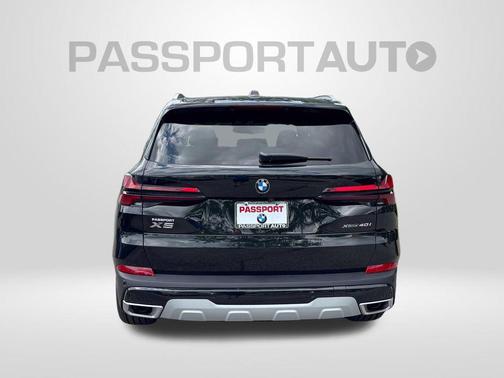 Black Sapphire Metallic 2026 BMW X5 xDrive40i