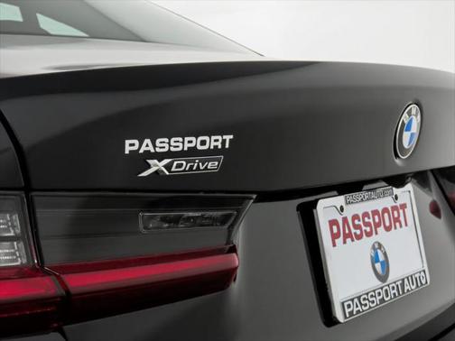 2025 BMW 330 i xDrive