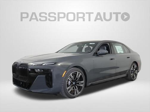 2025 BMW 760 760i xDrive