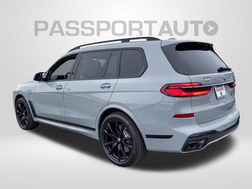 2026 BMW X7 M60i