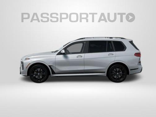 2026 BMW X7 M60i
