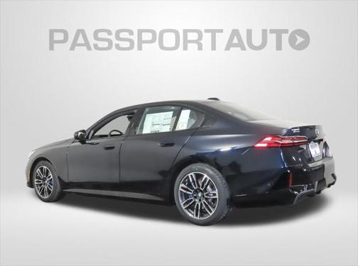 2025 BMW 530 i xDrive