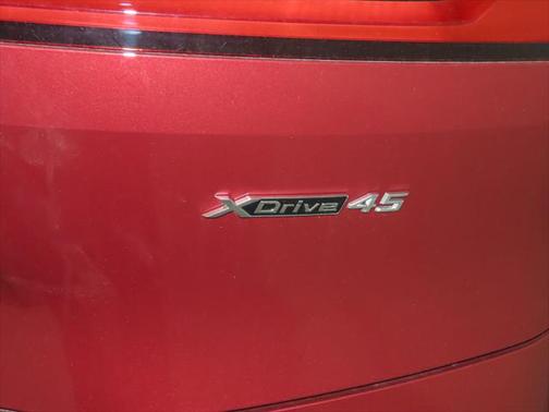 2026 BMW iX xDrive45