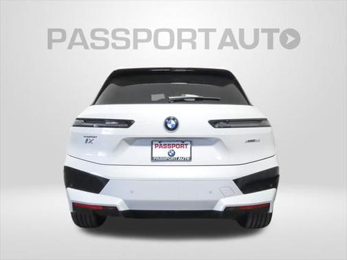 2025 BMW iX xDrive50