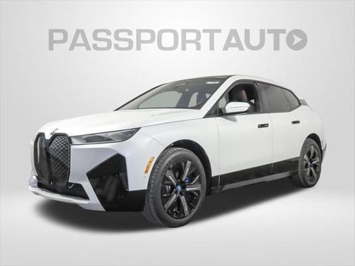 2025 BMW iX xDrive50