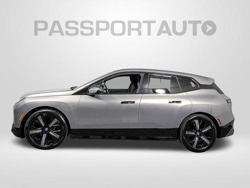 2023 BMW iX M60