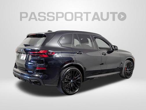 2025 BMW X5 M60i