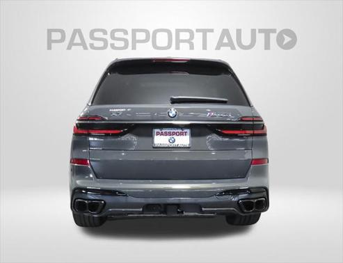2026 BMW X7 M60i