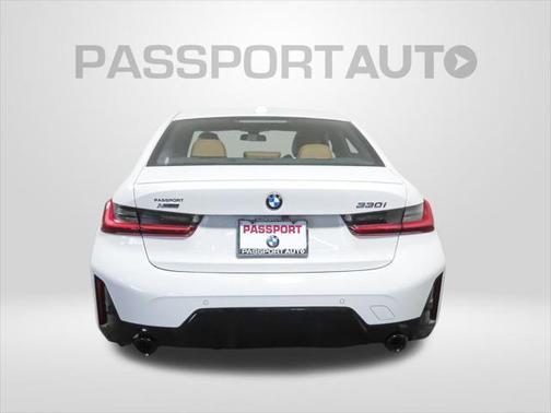 2025 BMW 330 i xDrive