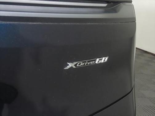 2026 BMW iX xDrive60