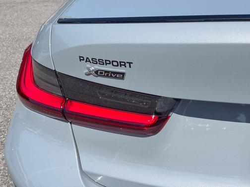 Brooklyn Grey Metallic 2026 BMW 330 xDrive