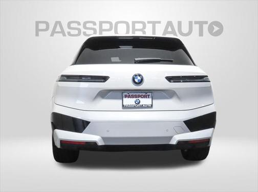 2024 BMW iX xDrive50