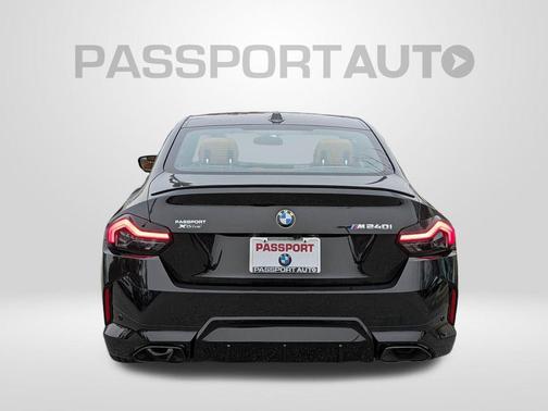 2026 BMW M240 i xDrive