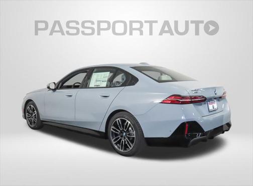 2026 BMW 530 i xDrive