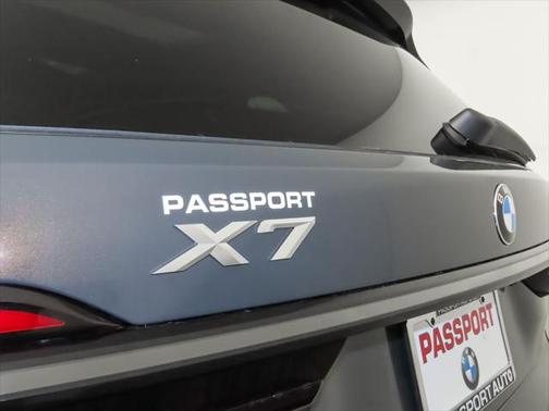 2025 BMW X7 xDrive40i