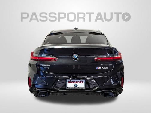 2023 BMW X4 M40i