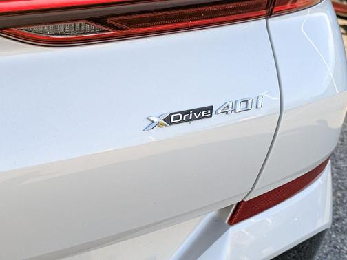 2026 BMW X6 xDrive40i