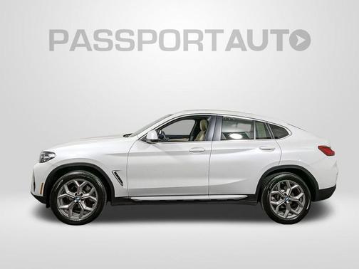2025 BMW X4 xDrive30i