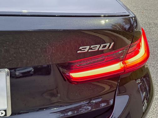 2026 BMW 330 i xDrive