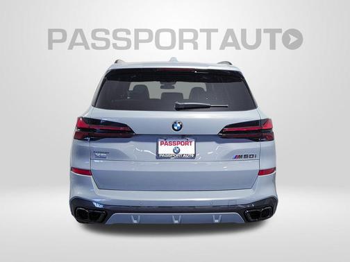 Brooklyn Grey Metallic 2026 BMW X5 M60i