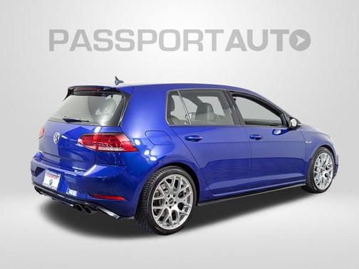 2018 Volkswagen Golf R 2.0T DSG