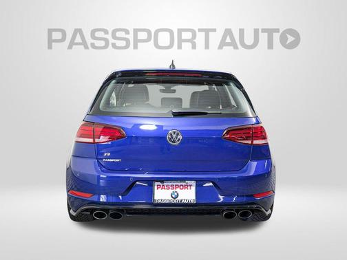 2018 Volkswagen Golf R 2.0T DSG