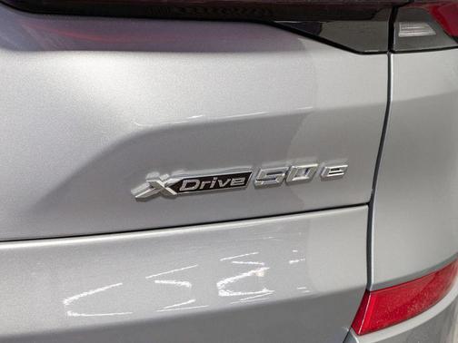 2026 BMW X5 PHEV xDrive50e