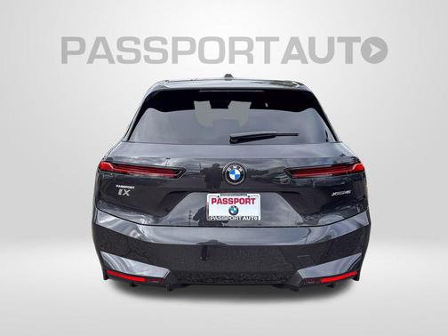 2026 BMW iX xDrive45