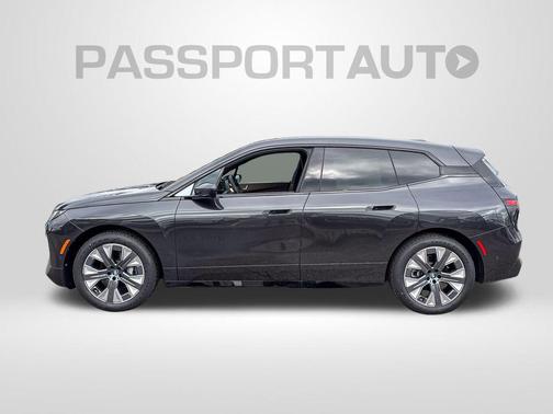 2026 BMW iX xDrive45