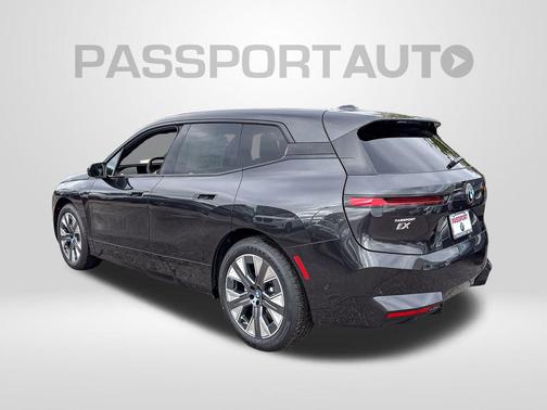 2026 BMW iX xDrive45